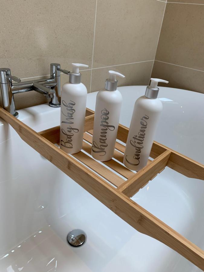Orchard Oasis, Luxury Penthouse Getaway Leilighet Coleraine Eksteriør bilde